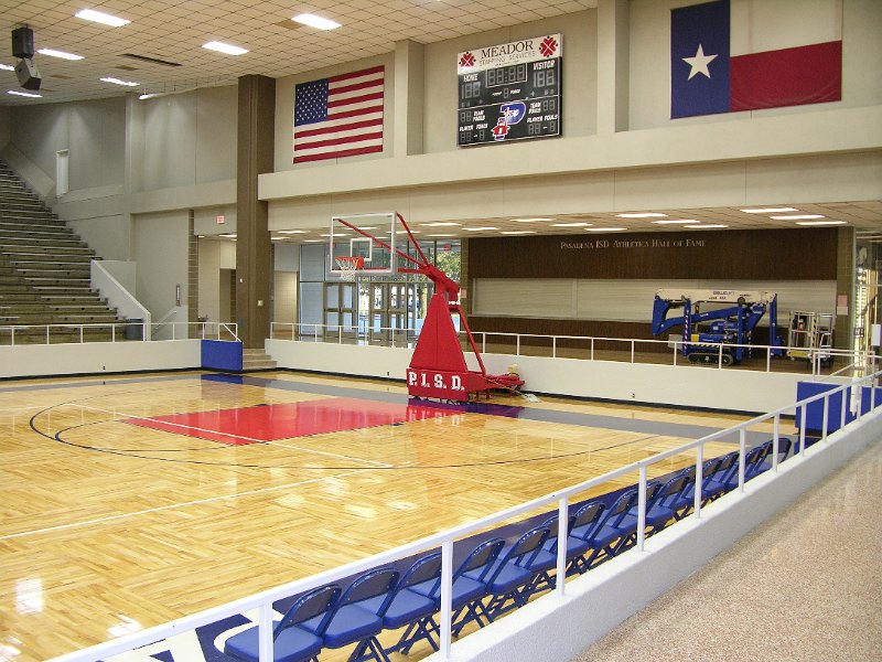 Phillips Field House Gym in Pasadena (4)
